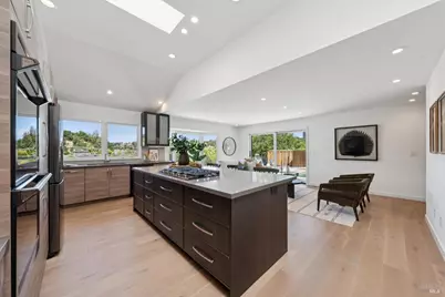 211 Fairway Drive, Novato, CA 94949 - Photo 13