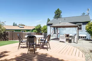 8 Cochrane Way, Petaluma, CA 94952 - Photo 43