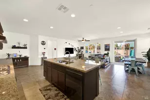 426 Crimson Cir, Vacaville, CA 95687 - Photo 13