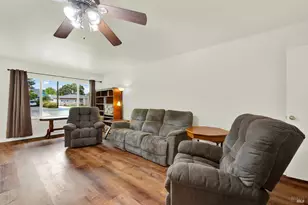 3086 Hermosa Dr, Napa, CA 94558 - Photo 7
