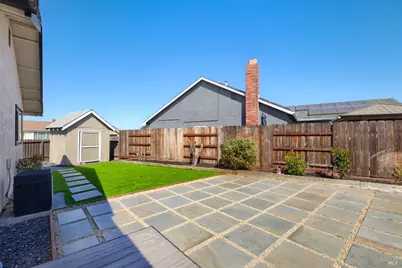 513 Monterey Drive, Suisun City, CA 94585 - Photo 39