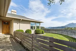22 Tomahawk Dr, San Anselmo, CA 94960 - Photo 3