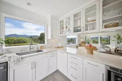 22 Tomahawk Drive, San Anselmo, CA 94960 - Photo 15
