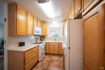 75 Twelveoak Hill Drive, San Rafael, CA 94903 - Photo 11