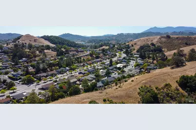 75 Twelveoak Hill Drive, San Rafael, CA 94903 - Photo 25