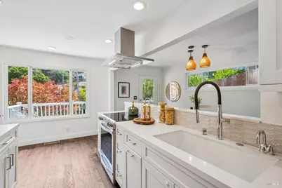 114 Bungalow Avenue, San Rafael, CA 94901 - Photo 9