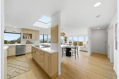 11 Saint Bernard Lane, Tiburon, CA 94920 - Photo 7