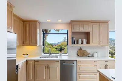 11 Saint Bernard Lane, Tiburon, CA 94920 - Photo 9