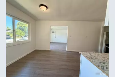 261 Circle Drive, Vacaville, CA 95688 - Photo 3