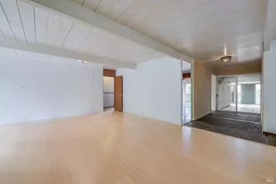 256 Mount Shasta Drive, San Rafael, CA 94903 - Photo 9