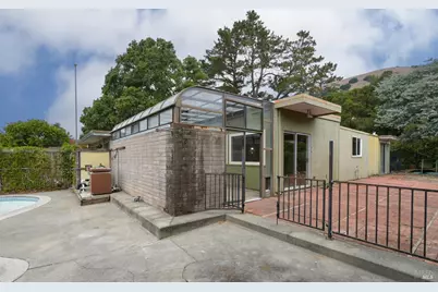 256 Mount Shasta Drive, San Rafael, CA 94903 - Photo 35