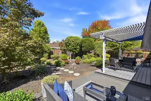 2 Autumn Leaf Pl, Santa Rosa, CA 95409 - Photo 37