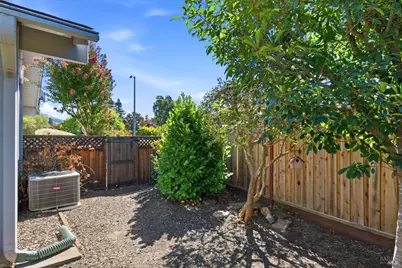2 Autumn Leaf Place, Santa Rosa, CA 95409 - Photo 35