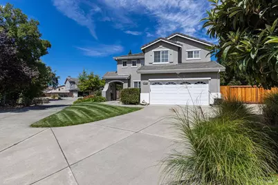 4122 Cedar Creek Court, Fairfield, CA 94534 - Photo 5