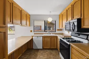1698 Randon Way, Santa Rosa, CA 95403 - Photo 21