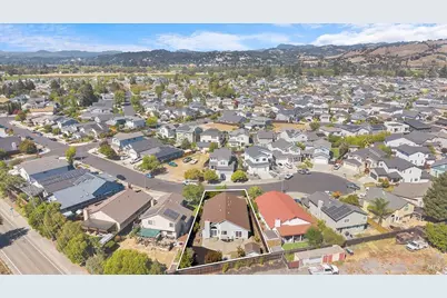 1698 Randon Way, Santa Rosa, CA 95403 - Photo 63