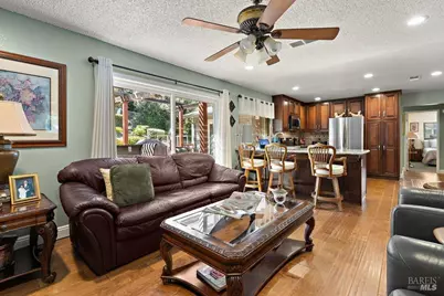 161 Clayton Court, Vallejo, CA 94591 - Photo 9