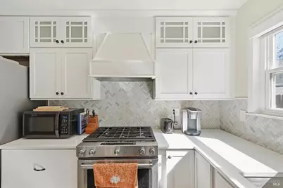 1000 Woodridge Drive, Vacaville, CA 95687 - Photo 9
