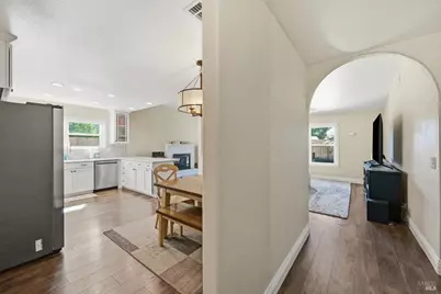 1000 Woodridge Drive, Vacaville, CA 95687 - Photo 7