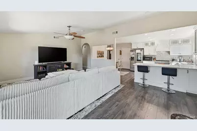 1000 Woodridge Drive, Vacaville, CA 95687 - Photo 3