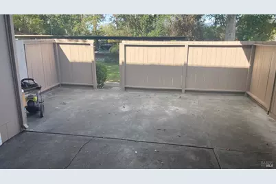 5048 Charmian Drive, Santa Rosa, CA 95409 - Photo 11
