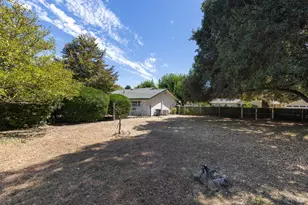 4910 Deerwood Dr, Santa Rosa, CA 95403 - Photo 45