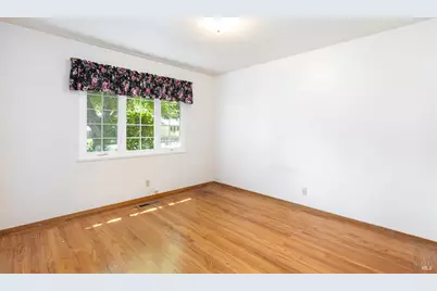 4910 Deerwood Drive, Santa Rosa, CA 95403 - Photo 29
