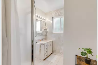 836 W 8th Street, Benicia, CA 94510 - Photo 25