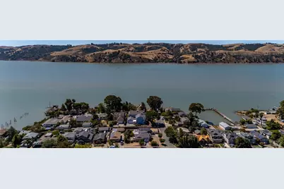 836 W 8th Street, Benicia, CA 94510 - Photo 39