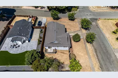 836 W 8th Street, Benicia, CA 94510 - Photo 35