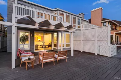 22 Mooring Road, San Rafael, CA 94901 - Photo 17