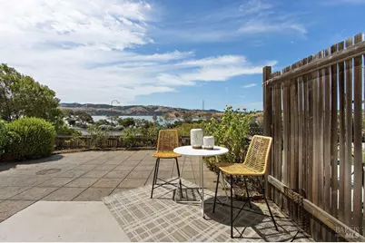 1492 London Circle, Benicia, CA 94510 - Photo 29