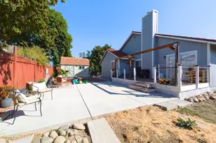915 Scottsdale Dr, Vacaville, CA 95687 - Photo 35