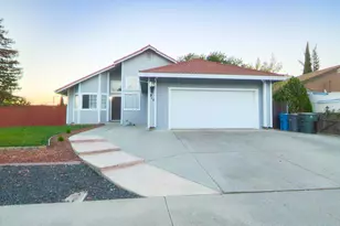 915 Scottsdale Dr, Vacaville, CA 95687 - Photo 1