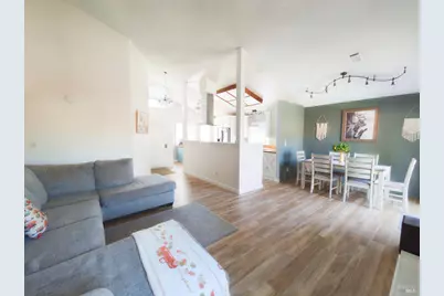 915 Scottsdale Drive, Vacaville, CA 95687 - Photo 7