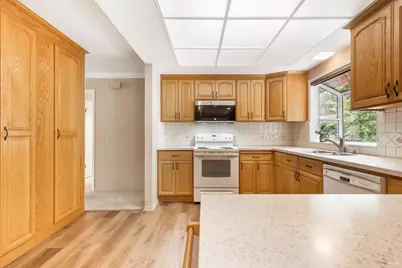 435 Meadowgreen Drive, Santa Rosa, CA 95409 - Photo 11