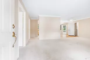 435 Meadowgreen Dr, Santa Rosa, CA 95409 - Photo 3