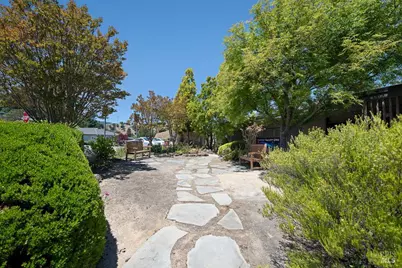 112 Sunrise Lane, Novato, CA 94949 - Photo 23