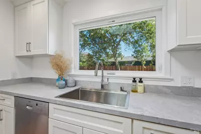 106 La Pasada Way, San Rafael, CA 94903 - Photo 11