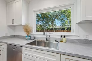 106 La Pasada Way, San Rafael, CA 94903 - Photo 11