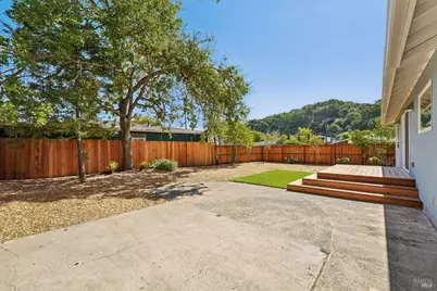 106 La Pasada Way, San Rafael, CA 94903 - Photo 23