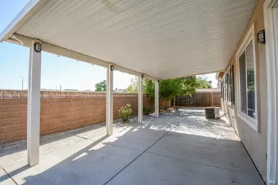 300 Rennert Way, Dixon, CA 95620 - Photo 21