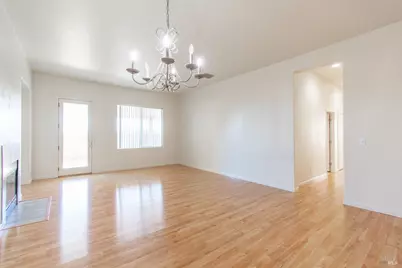 300 Rennert Way, Dixon, CA 95620 - Photo 3