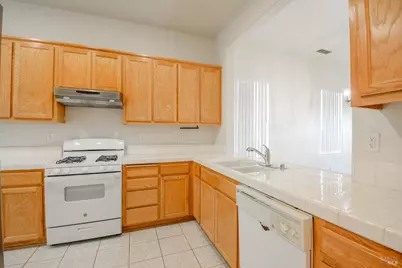 300 Rennert Way, Dixon, CA 95620 - Photo 7