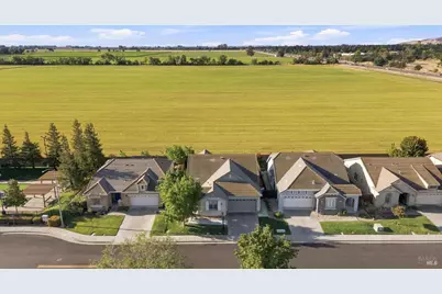 670 Sweet Bay Circle, Vacaville, CA 95687 - Photo 3