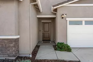 1745 Orchid Ave, Dixon, CA 95620 - Photo 5