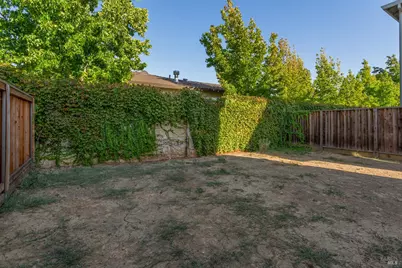 1125 Strawberry Lane, Suisun City, CA 94585 - Photo 19