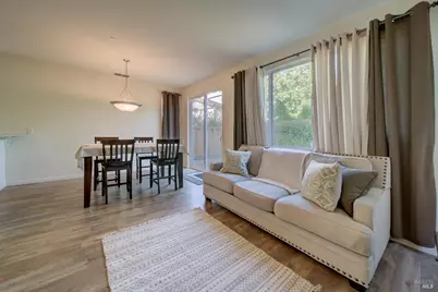 1125 Strawberry Lane, Suisun City, CA 94585 - Photo 5