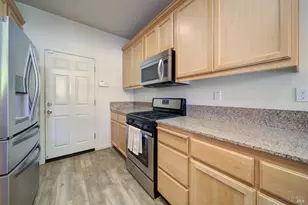 1125 Strawberry Ln, Suisun City, CA 94585 - Photo 7