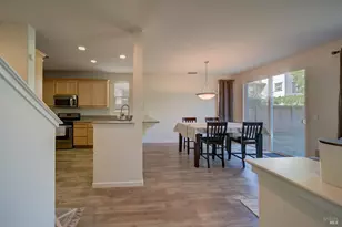 1125 Strawberry Ln, Suisun City, CA 94585 - Photo 3